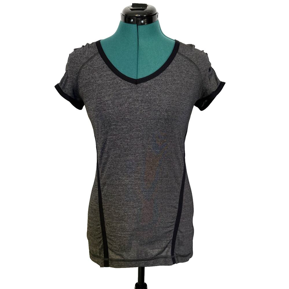 Lululemon Run Team Spirit Tech Short Sleeve Tee Ruffle Cut-out Back Womens Sz 6